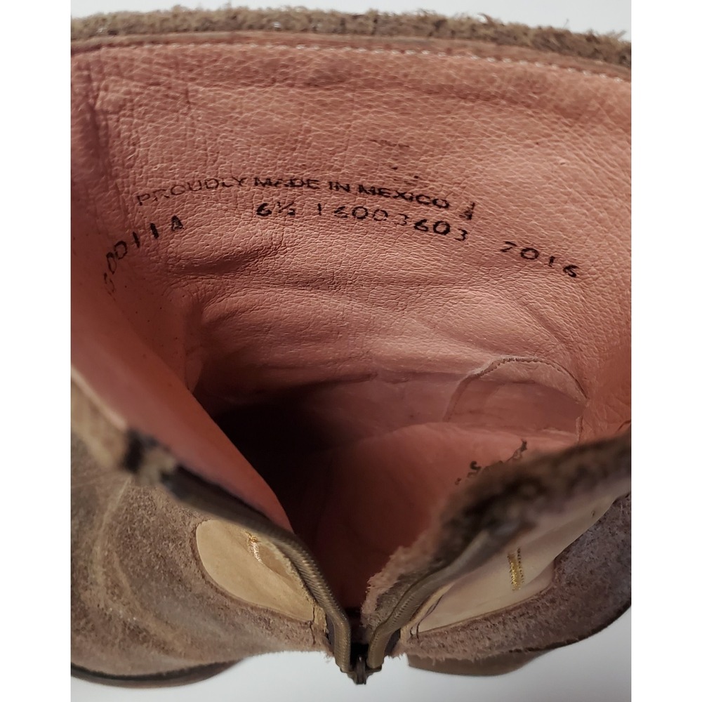 Junk Gypsy by Lane Wander Booties 6.5 Mexico Tan Leather/Suede Embroidered Arrow - Picture 16 of 16